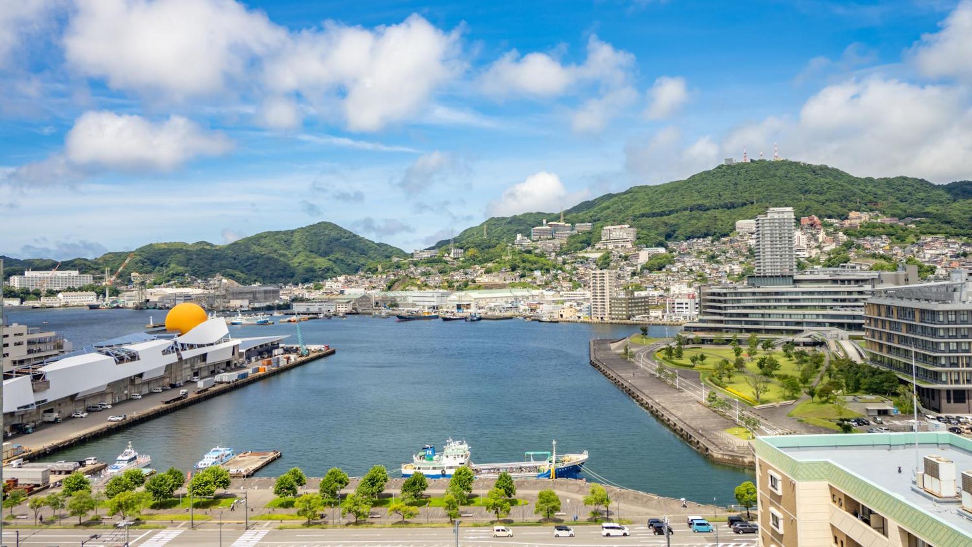 Toyoko Inn Nagasaki Ekimae Екстериор снимка